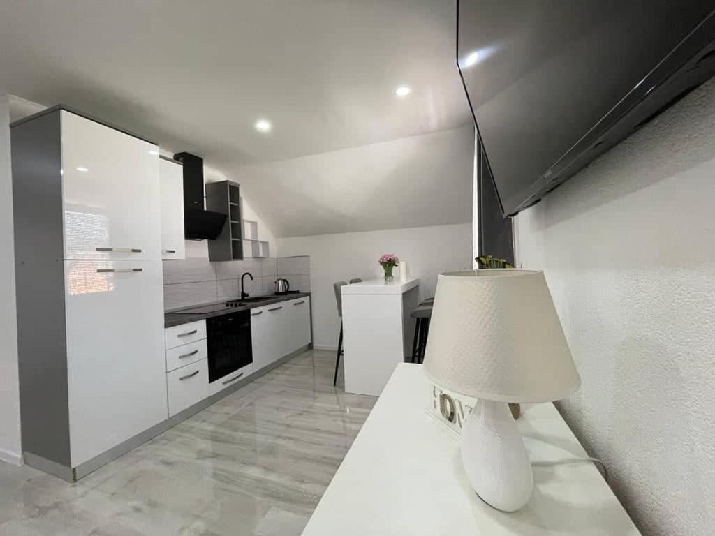 Apartman Pavenka Otočac Esterno foto