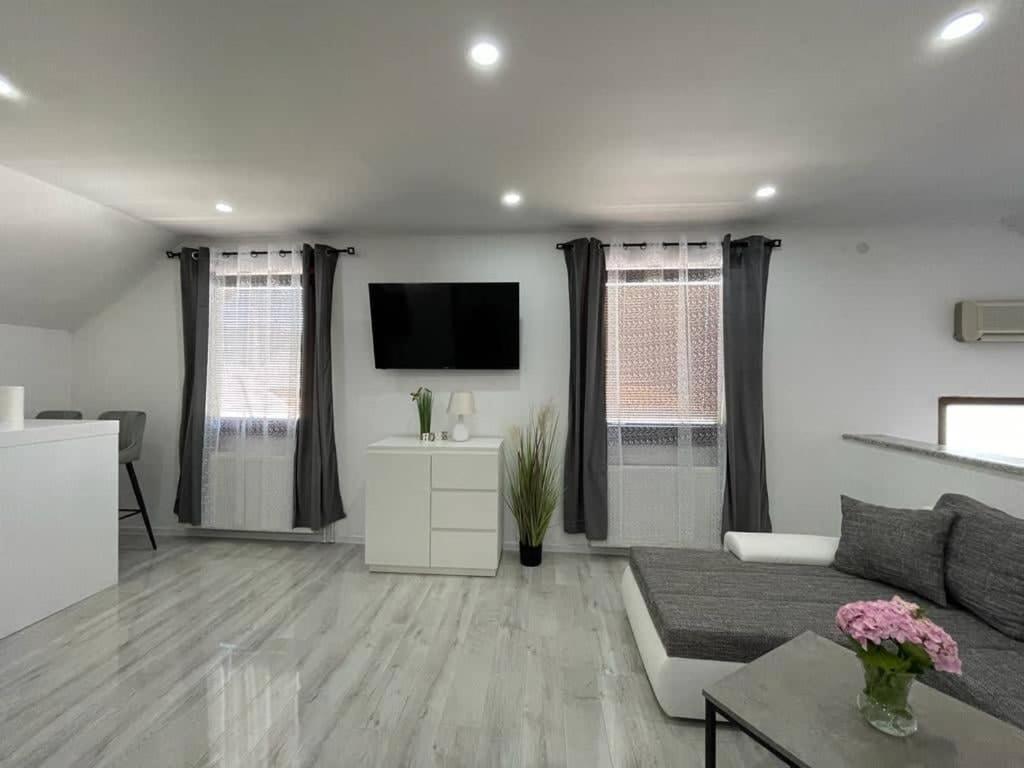 Apartman Pavenka Otočac Esterno foto