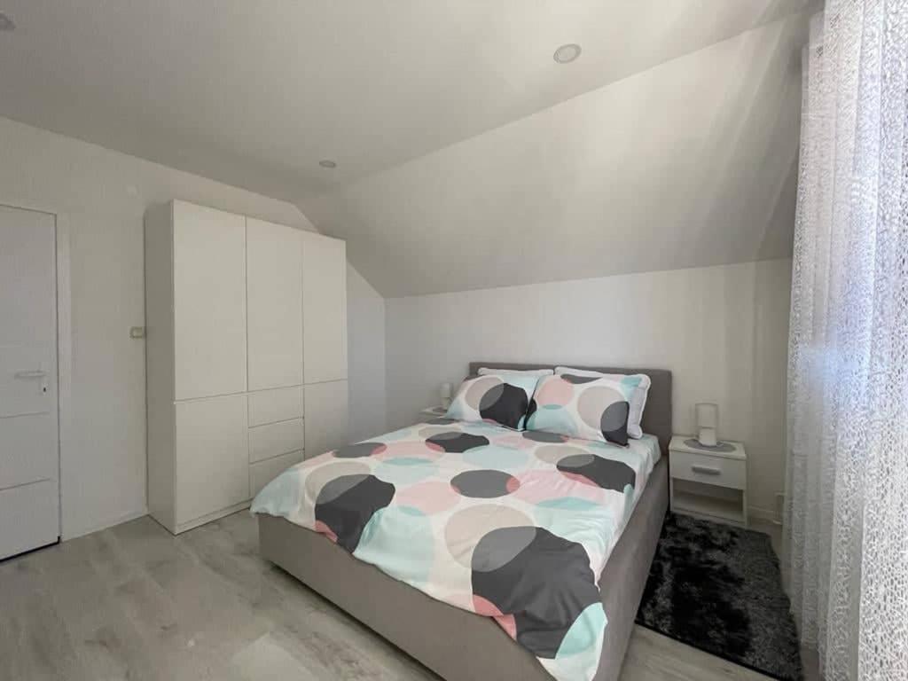 Apartman Pavenka Otočac Esterno foto