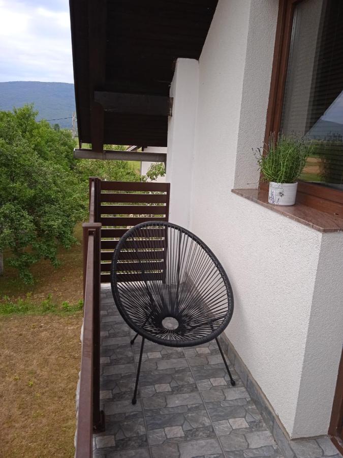 Apartman Pavenka Otočac Esterno foto