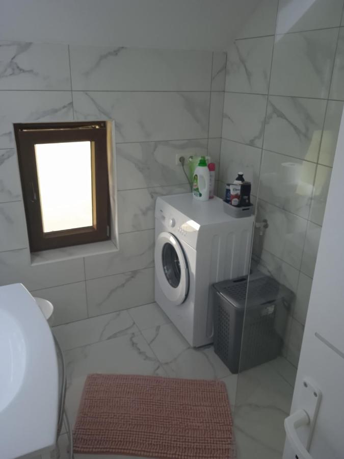 Apartman Pavenka Otočac Esterno foto
